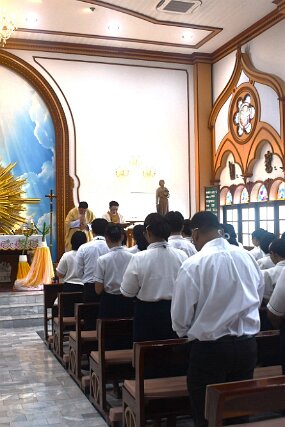 556146454_122190516878377063_3110347083046948043_n